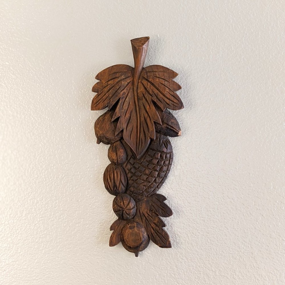 Hand Carved Wooden Fruit & Nut Kitchen Dining Room Wall Decor